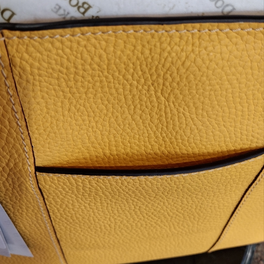 NWT Dooney & Bourke Pebble  Grain Lexington Shopper Tote - Picture 5 of 15